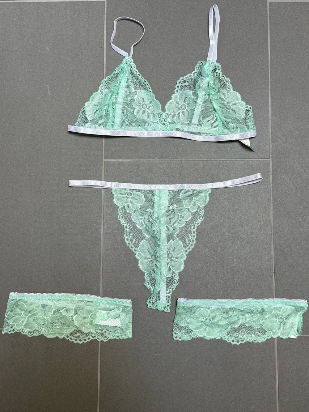 SHEIN Mint Lace Bralette & Thong 3-Piece Set